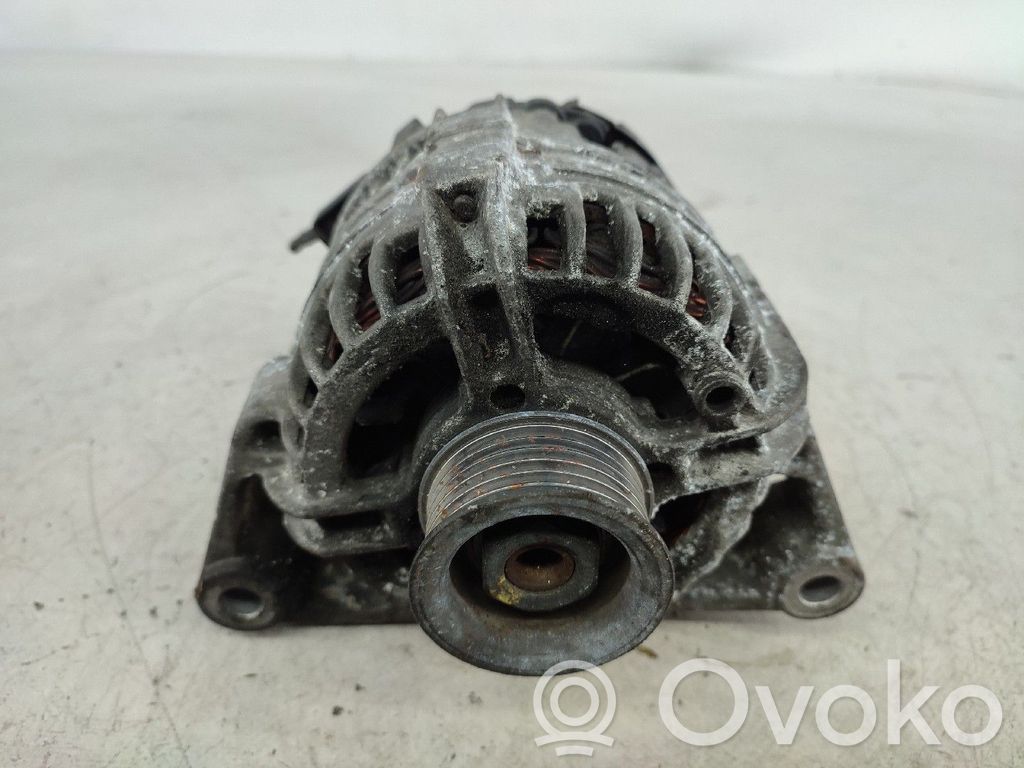 Opel Astra G Generator/alternator 