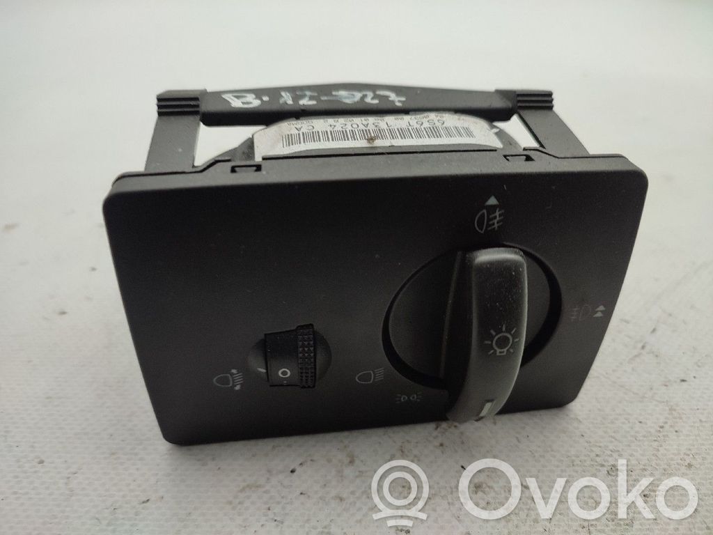 Light switch   6S6T,13A024CA