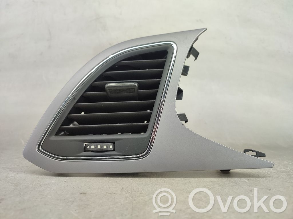 Seat Leon (5F) Grilă ventilație centrală 
