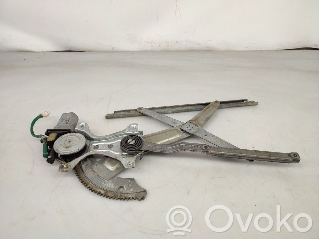 Toyota Corolla E110 Meccanismo di sollevamento del finestrino anteriore senza motorino 