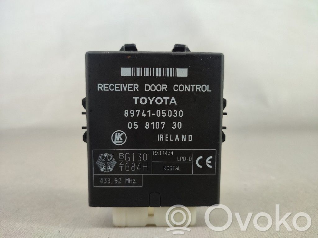 Toyota Avensis T220 Unitate/modul de control motor 