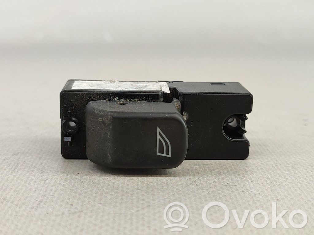 Electric window control switch