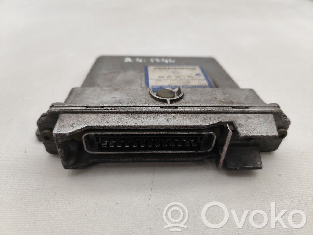 Unidad de control/módulo del motor   7700104956,7700111205