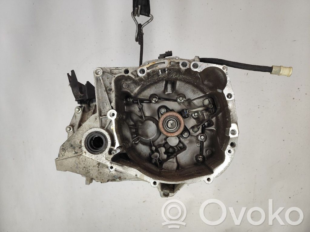Renault Clio III Manualna 5-biegowa skrzynia biegów 
