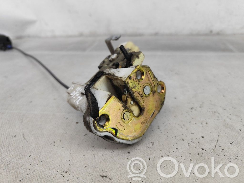 Toyota Yaris Türschloss hinten 