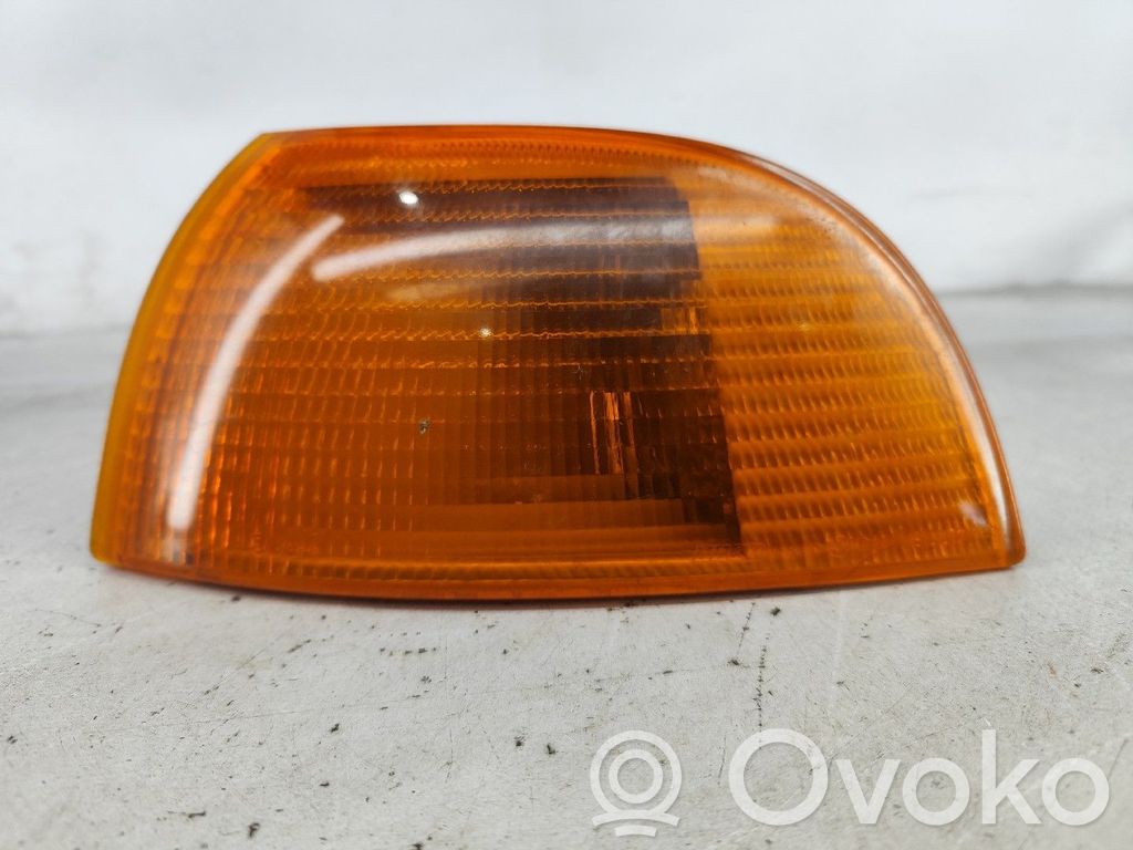 Fiat Punto (176) Lampă semnalizare bară față 