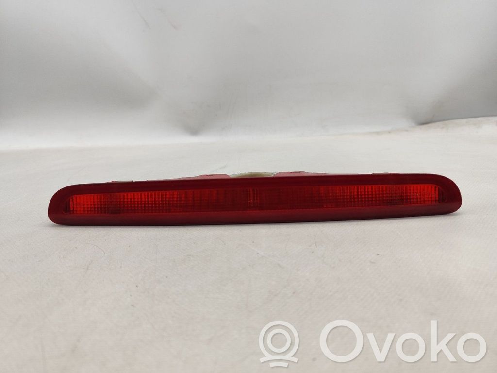 Luz de freno adicional/tercera   8200002496
