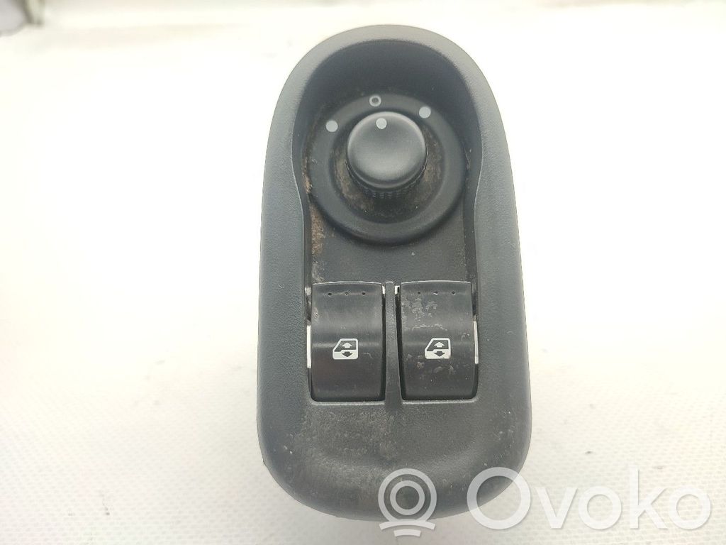 Opel Movano B Interruptor del elevalunas eléctrico 