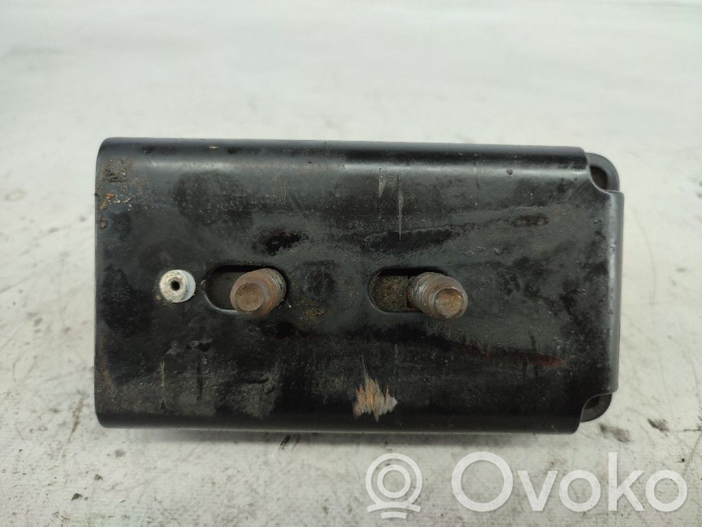 Iveco Daily 3rd gen Engine mount bracket 