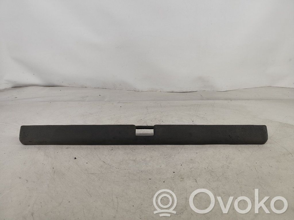 Opel Corsa A Šoninė apdaila (prie lango) 