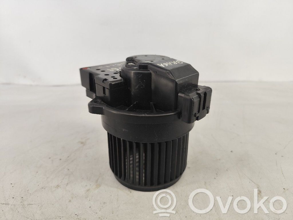 Toyota iQ Ventola riscaldamento/ventilatore abitacolo