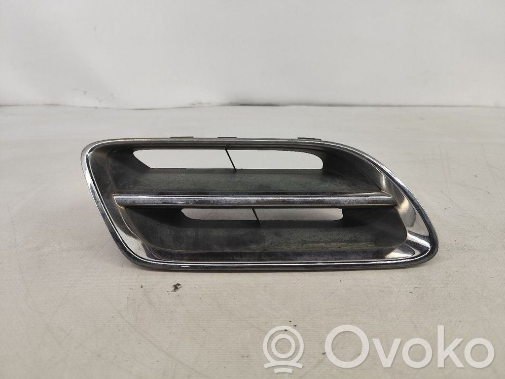 Nissan Primera Rejilla delantera 