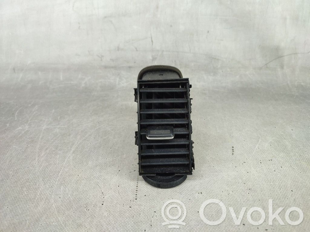 Toyota Prius (XW20) Griglia di ventilazione centrale cruscotto