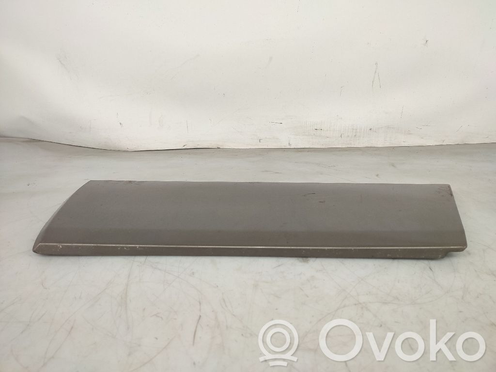 Mercedes-Benz 190 W201 Mască ușă față (turnată) 