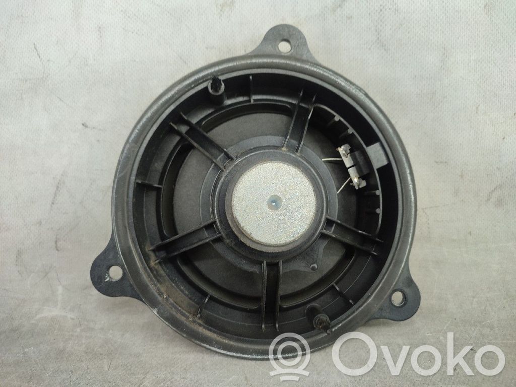 Nissan Juke I F15 Pannello altoparlante 