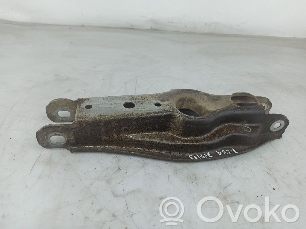Rear control arm   678429311,1035212,679206603