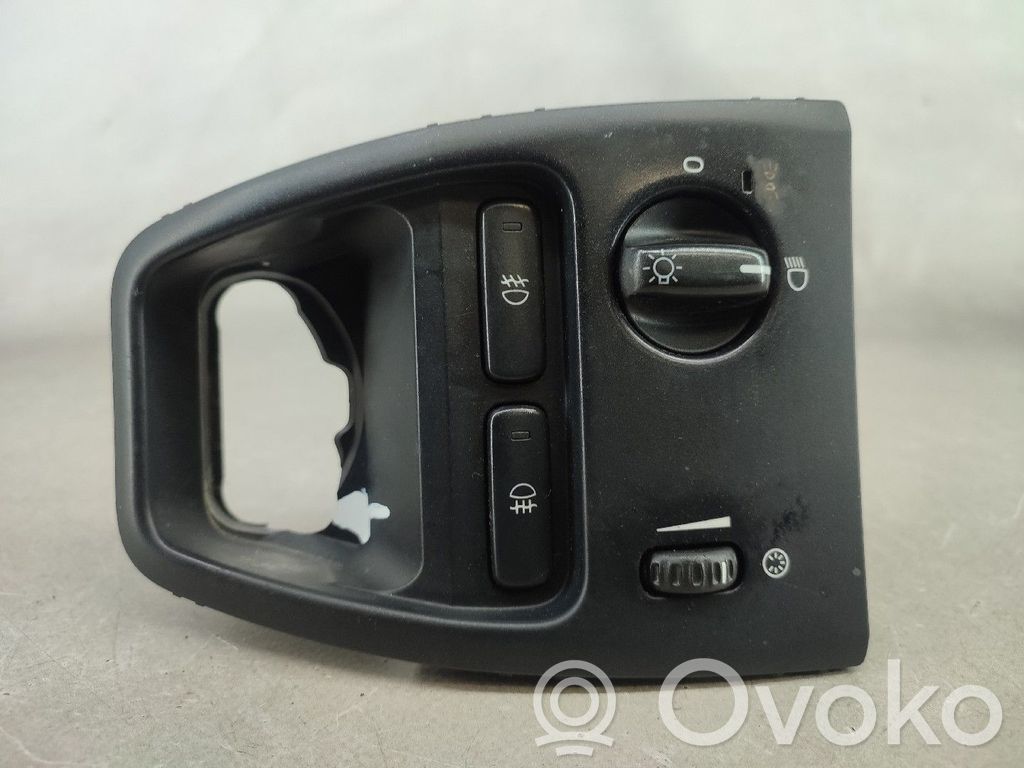 Volvo XC90 Light switch 