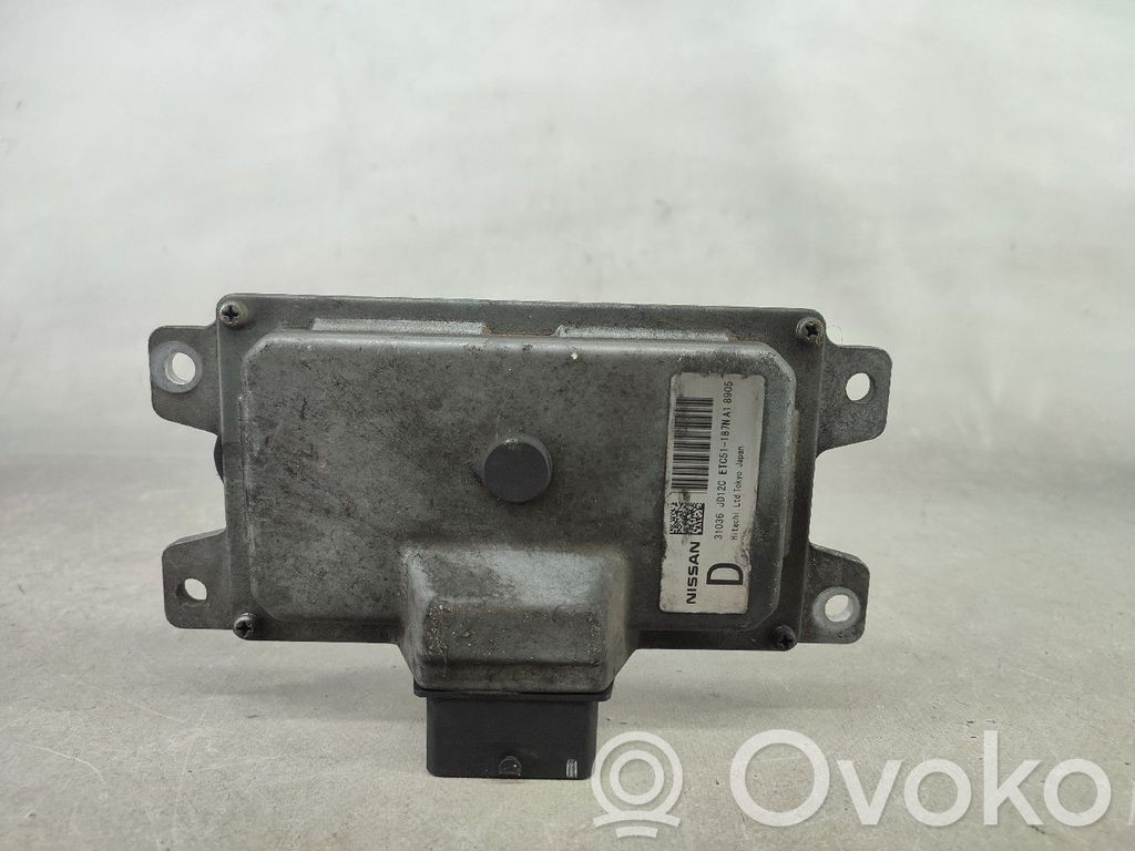 Unidad de control/módulo de la caja de cambios   31036JD12C