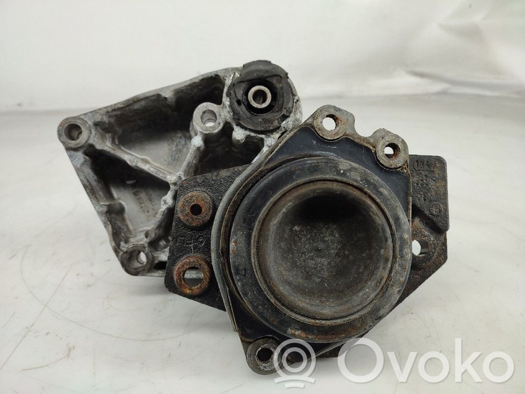 Support de moteur, coussinet   8200054862