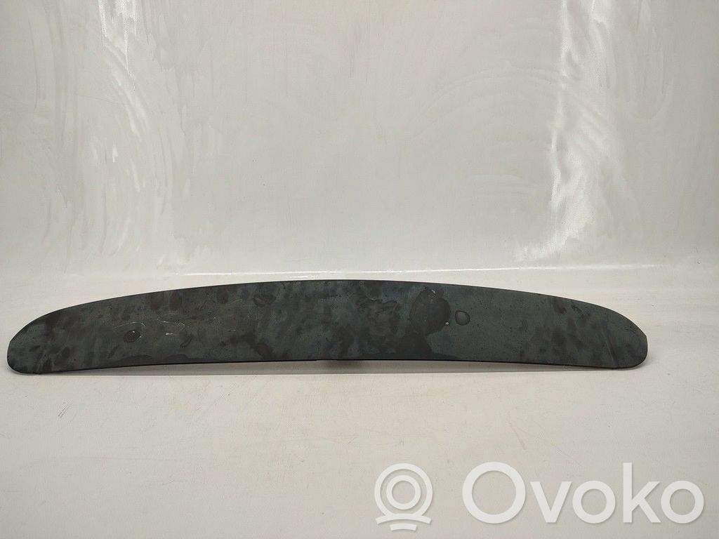 Tailgate/trunk spoiler   96821940