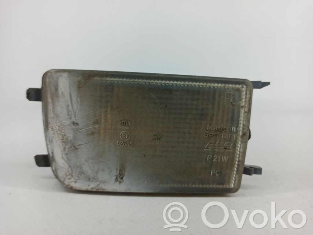 Volkswagen Golf III Señal de giro del parachoques delantero