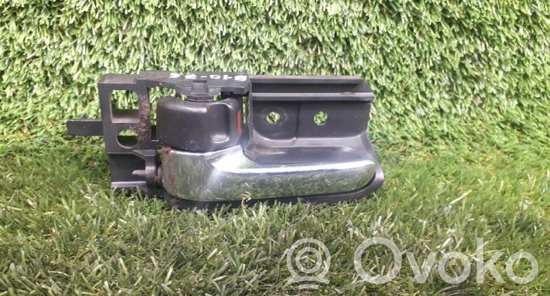 Toyota Corolla Verso E121 Klamka wewnętrzna drzwi przednich 