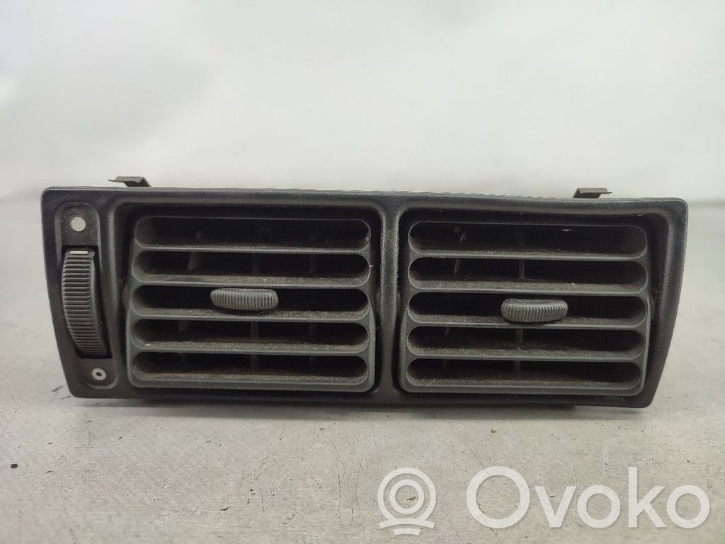 Ford Fiesta Grille d'aération centrale 