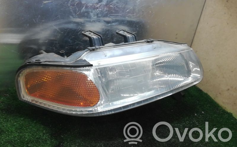 Rover 100 Phare frontale