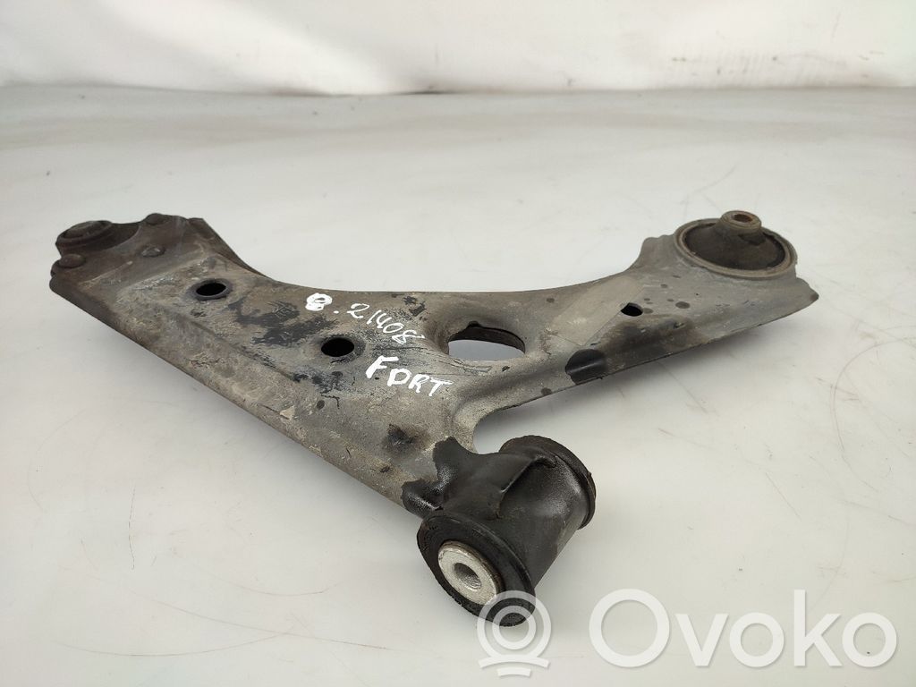Opel Corsa E Braccio di controllo sospensione anteriore