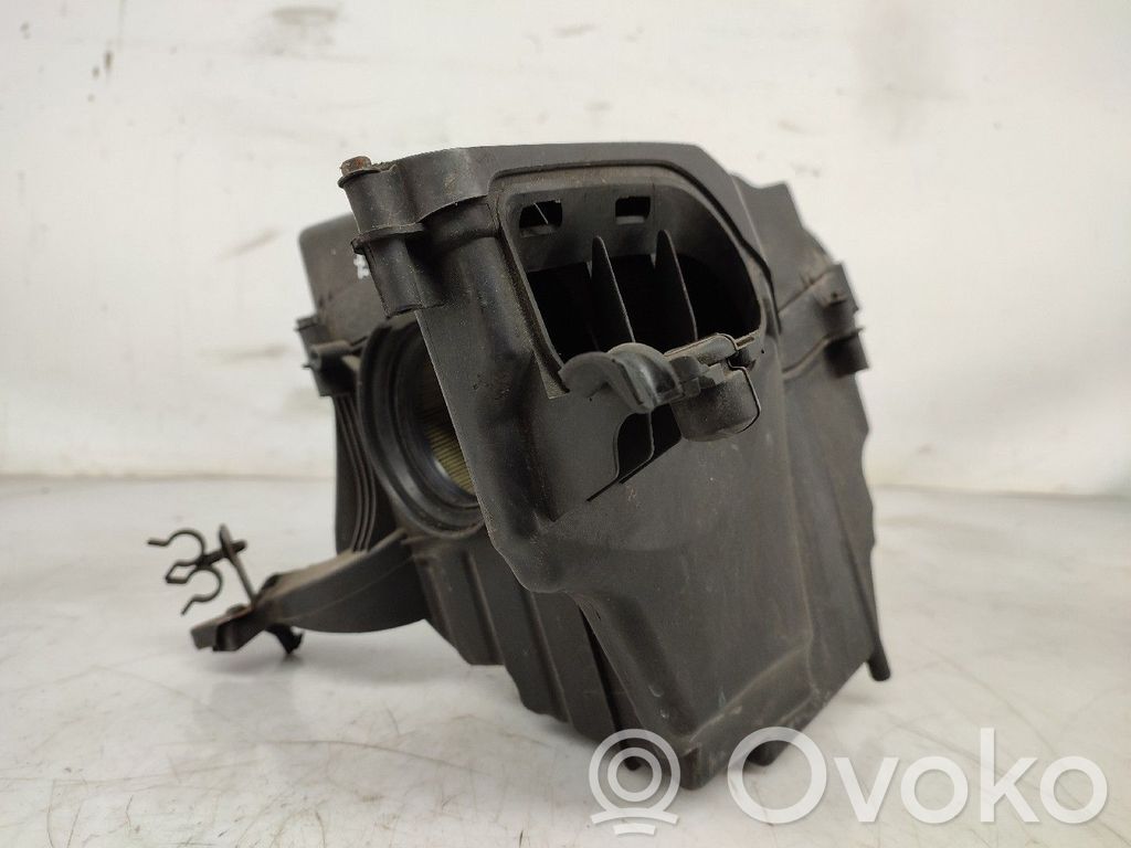 Caja del filtro de aire   7M519600BF