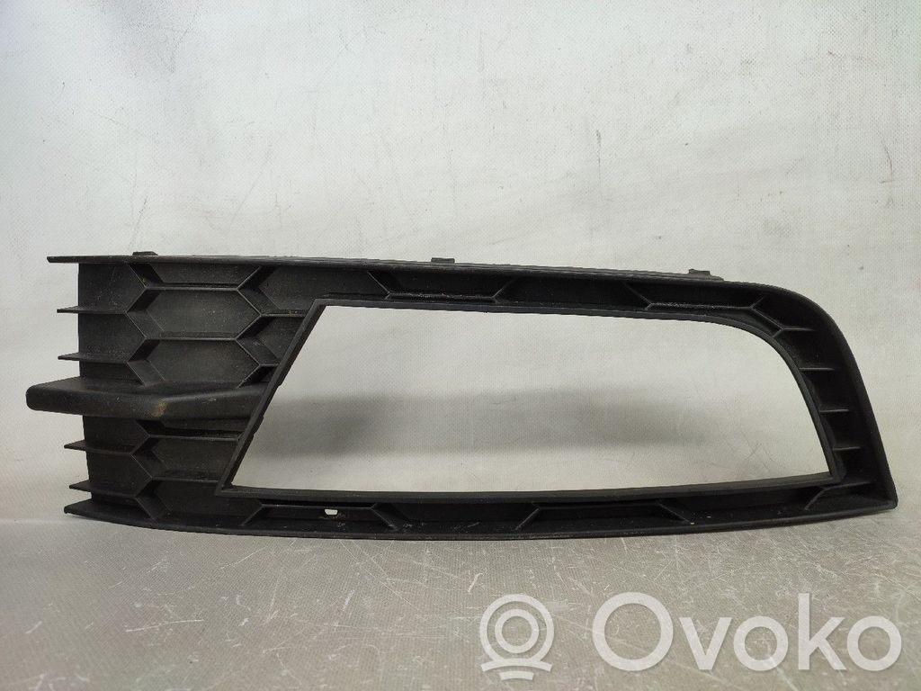 Skoda Octavia Mk3 (5E) Griglia anteriore 
