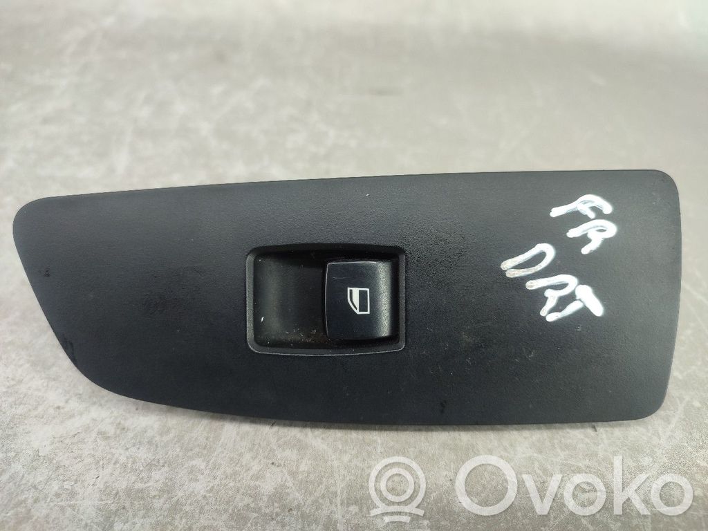 BMW 1 E81 E87 Electric window control switch 