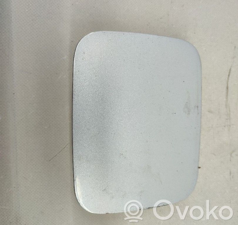Polttoainesäiliön korkki
