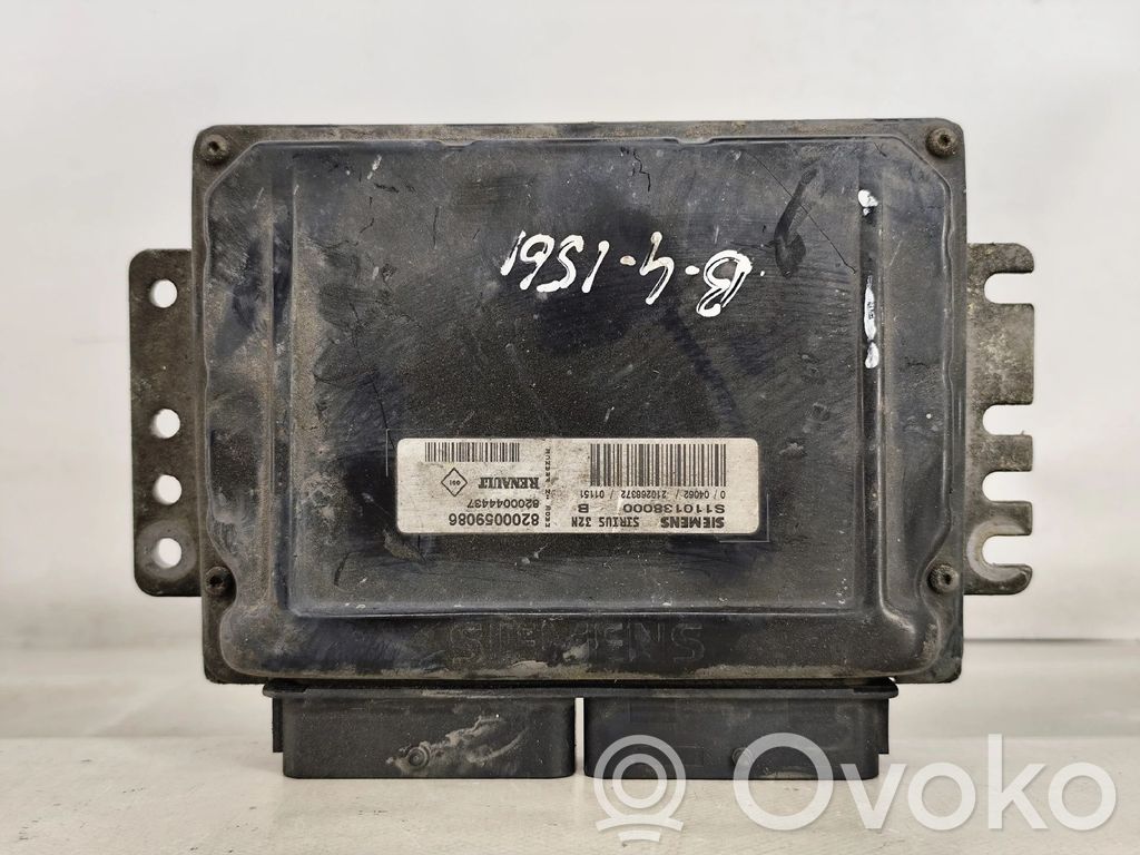 Engine control unit/module   8200059086,8200044437