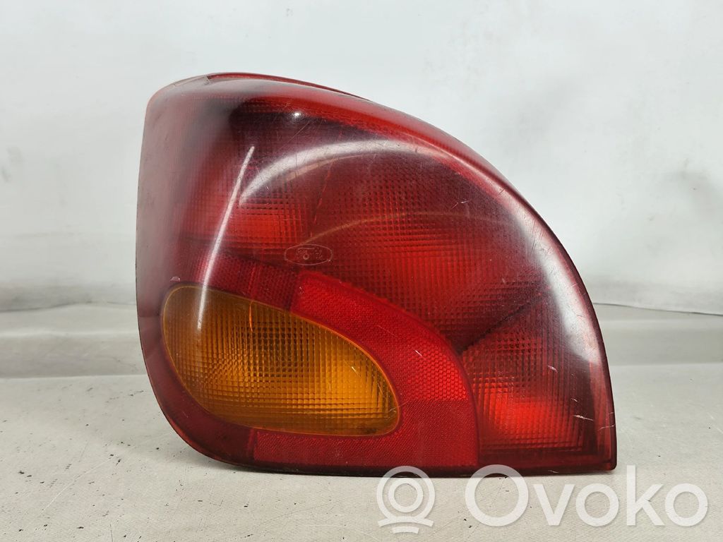 Ford Fiesta Tailgate rear/tail lights 