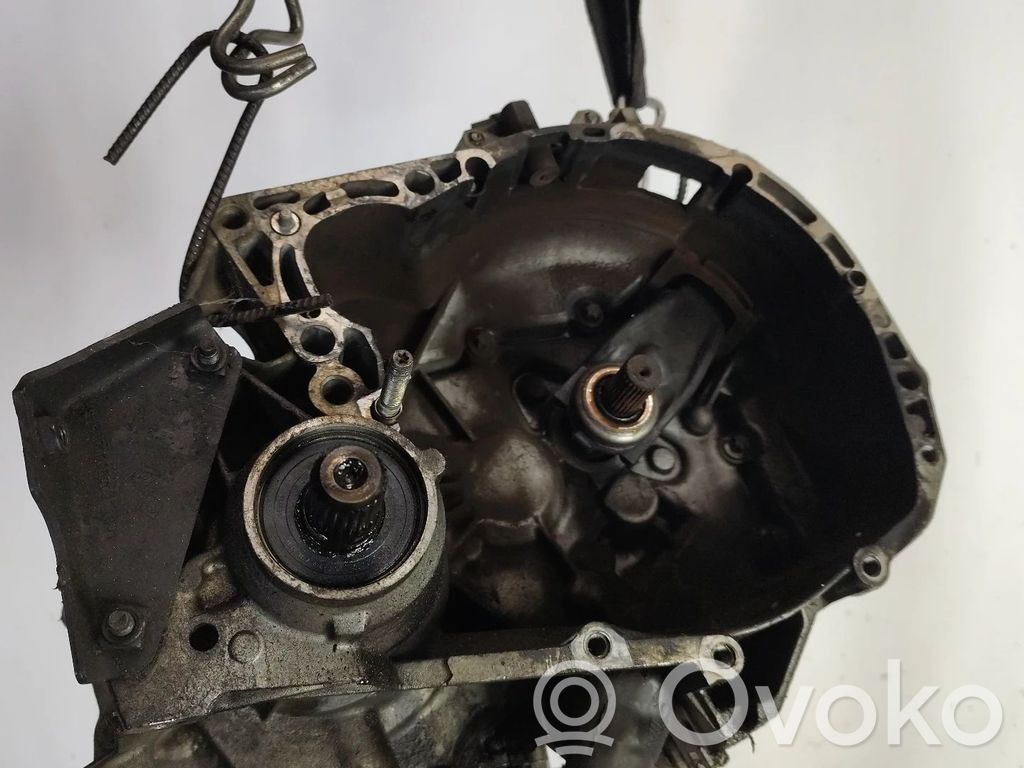 Renault Clio II Scatola del cambio manuale a 5 velocità 