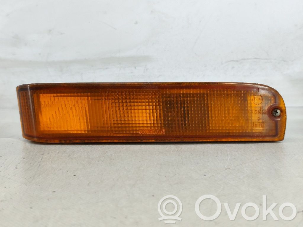 Nissan Vanette Front bumper turn signal 