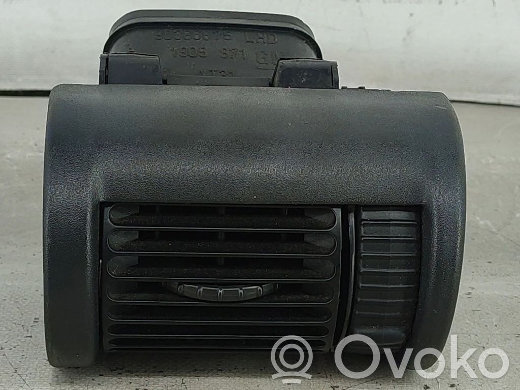 Opel Corsa B Centrinės oro grotelės 