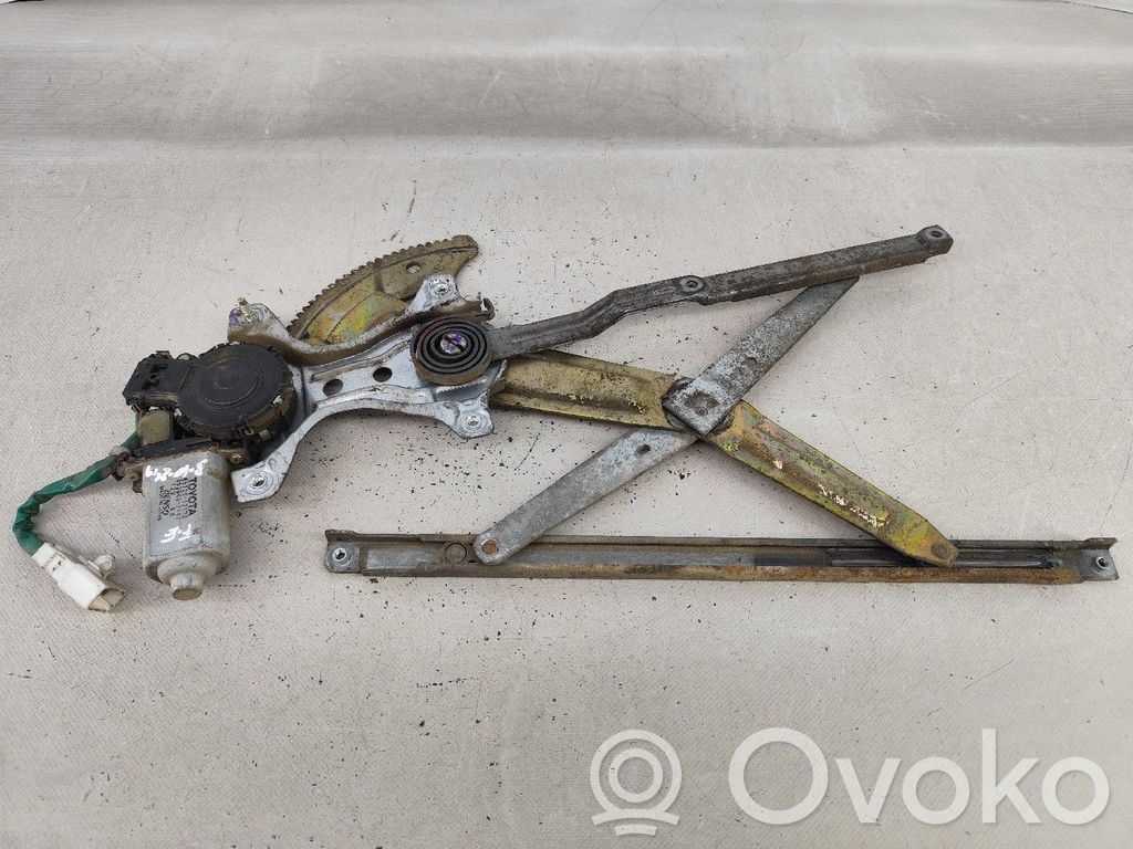 Toyota Corolla Verso E110 Mechanizm podnoszenia szyby przedniej bez silnika 