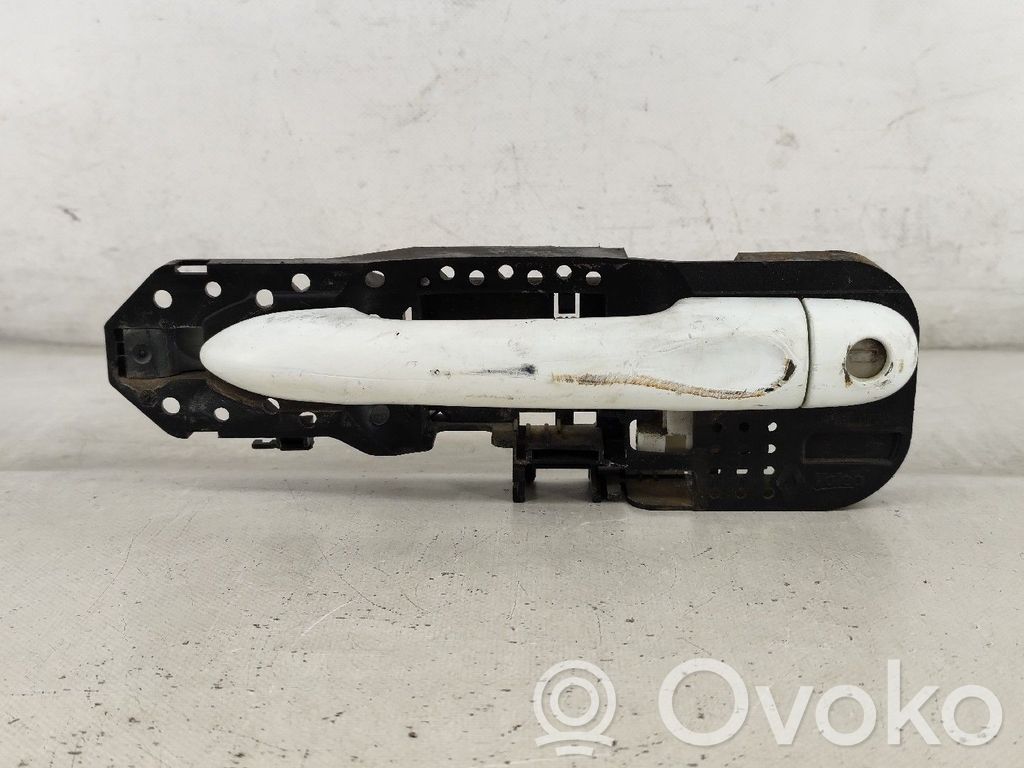 Manecilla externa puerta delantera   806070032R