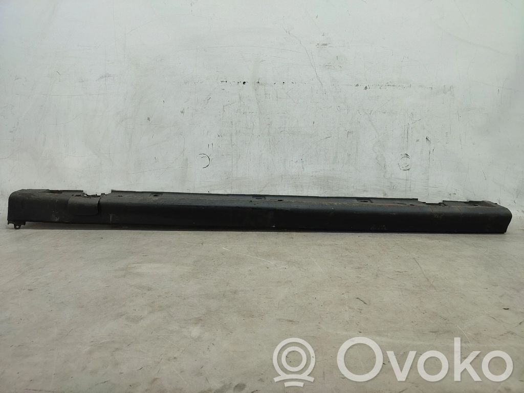 Opel Corsa C Kynnys 