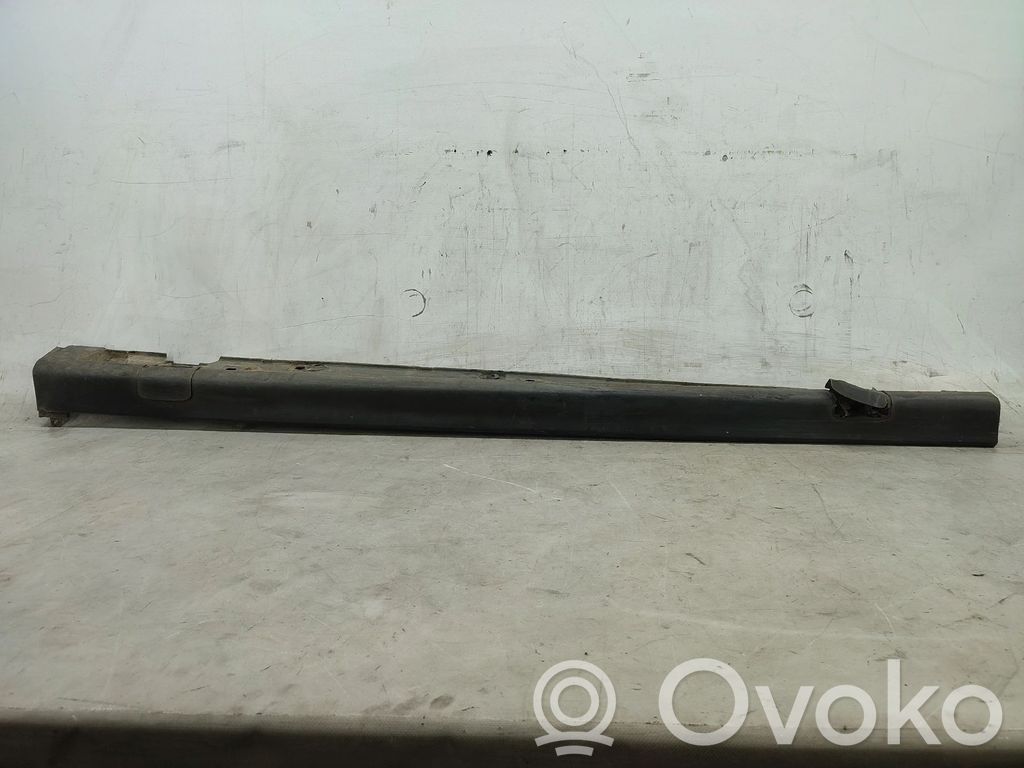 Opel Corsa C Kynnys 