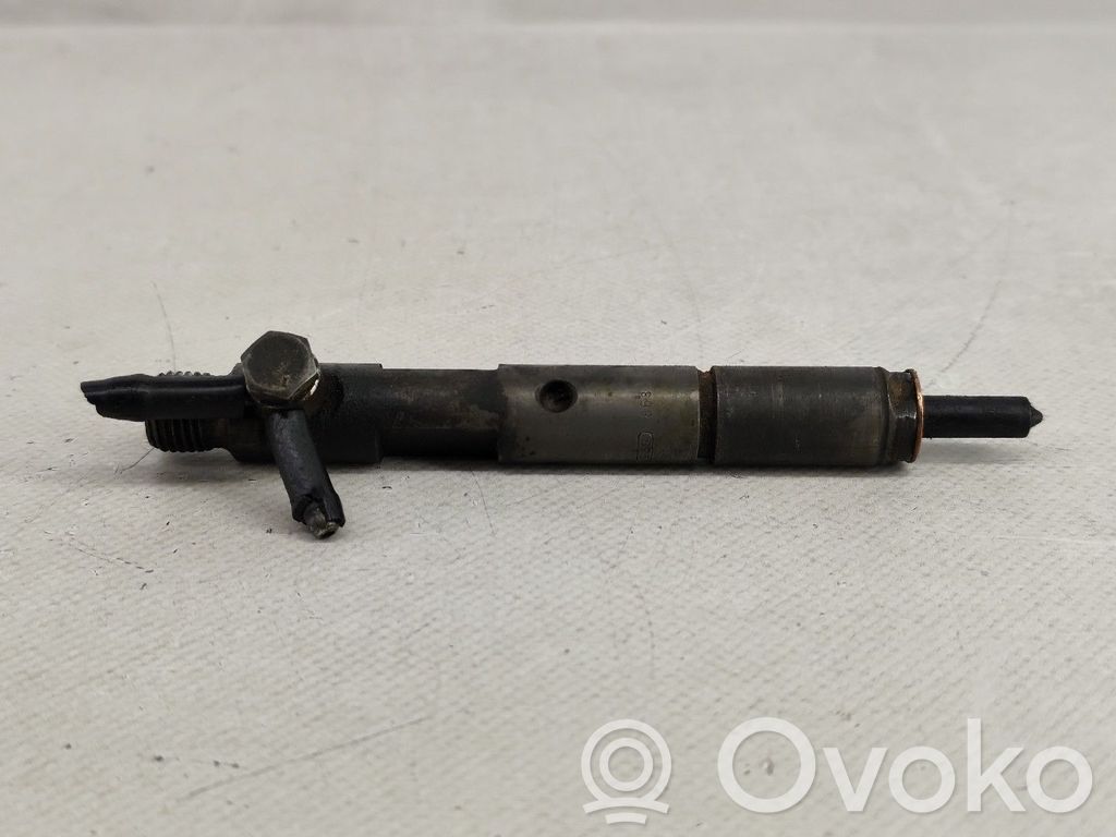 Injector combustibil   0432193701