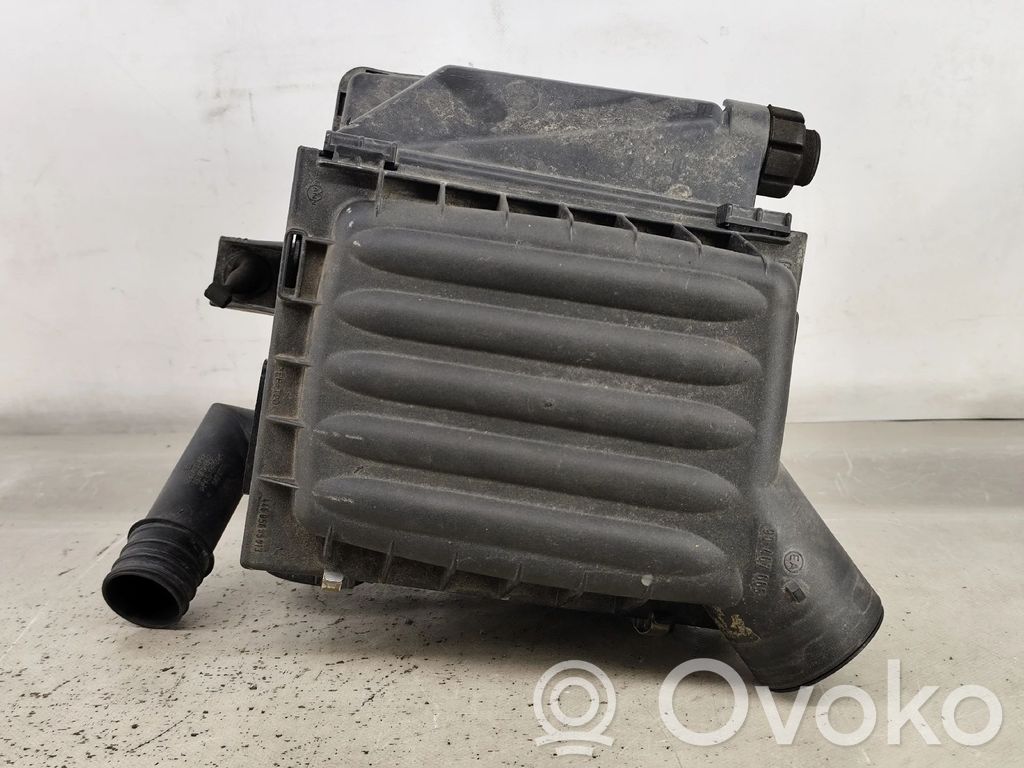 Opel Corsa B Cutie filtru aer 