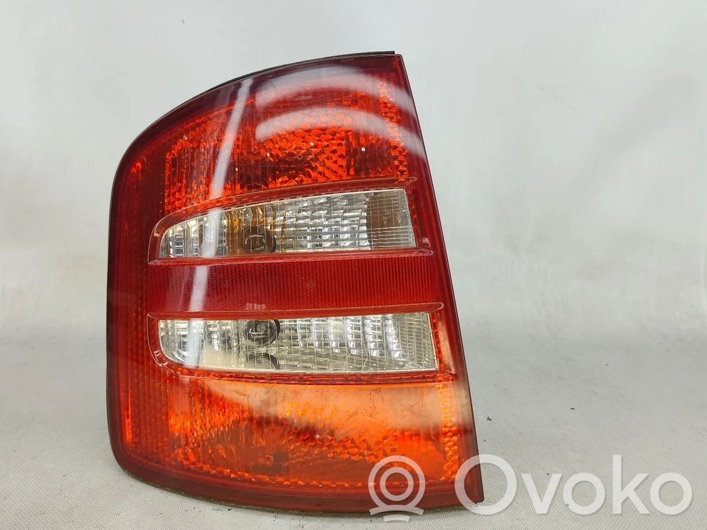 Skoda Fabia Mk1 (6Y) Luci posteriori del portellone del bagagliaio 
