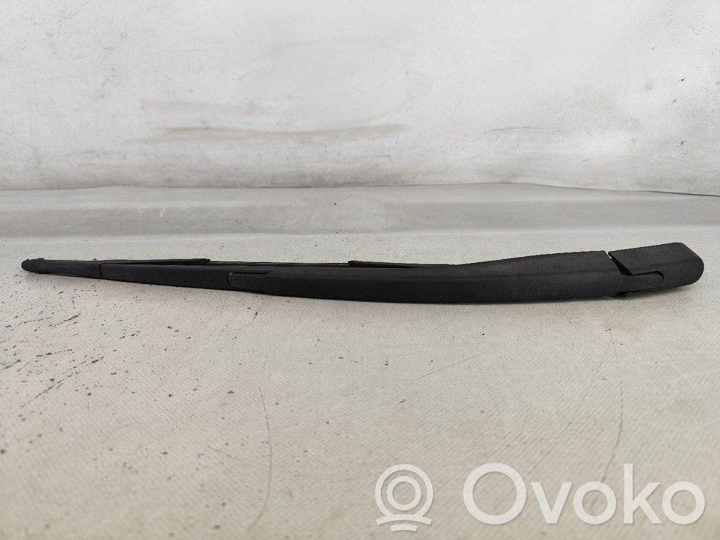 Opel Corsa C Brazo del limpiaparabrisas trasero