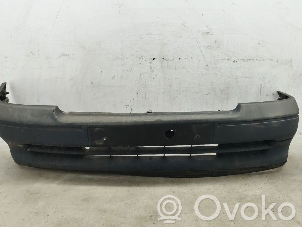 Renault Clio I Front bumper 