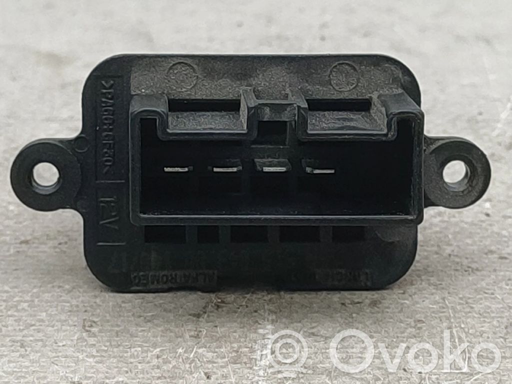 Iveco Daily 6th gen Releu ventilator aerotermă