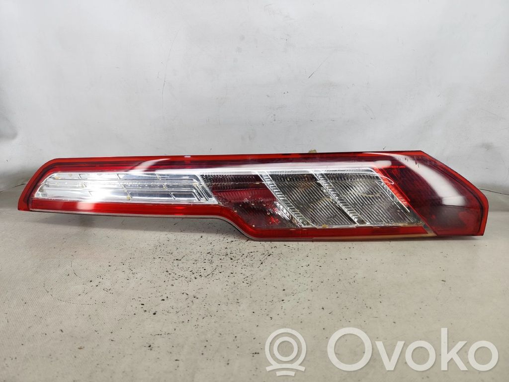 Luz trasera/de freno   BK2113404AJ