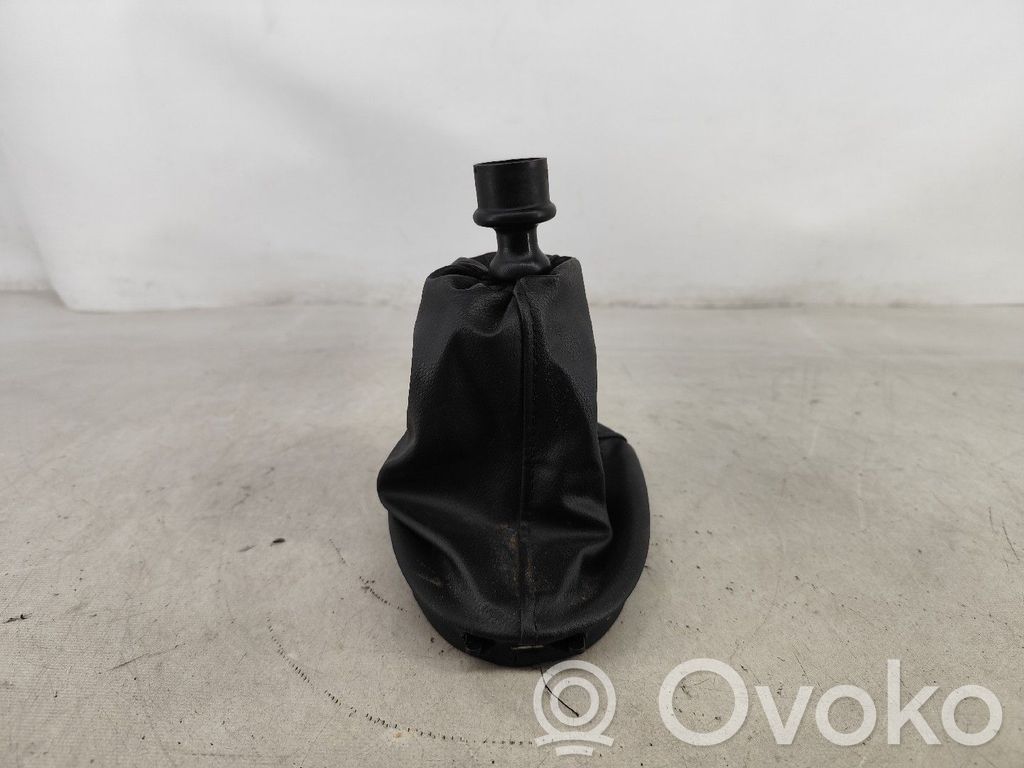Gear shift switch/knob   98AB7B118